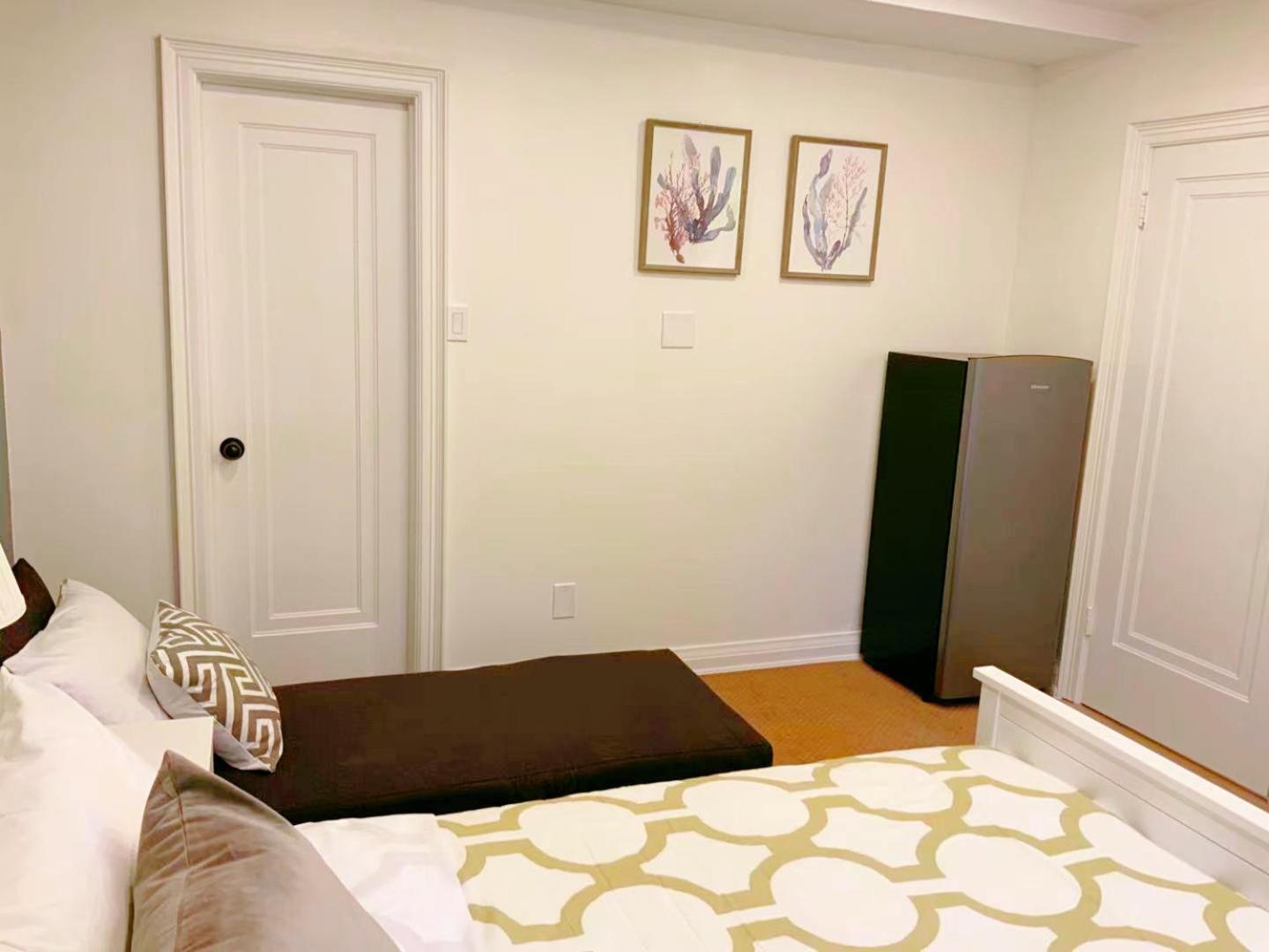 Leaside Garden Guesthouse Toronto Eksteriør billede